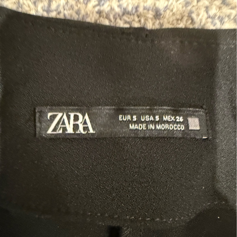 Zara Romper - Picture 2 of 3